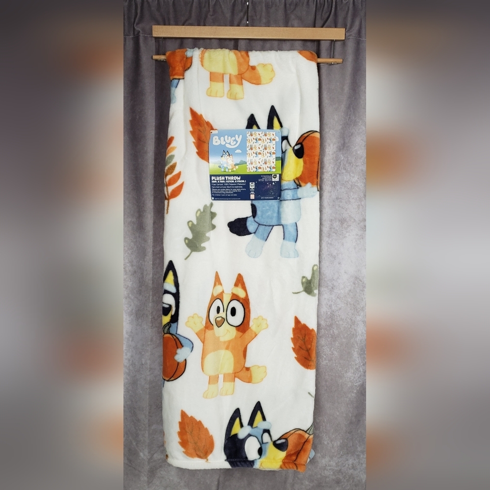 Bluey & Bingo Fall Harvest Pumpkin Plush Throw Blanket 50" x 70" Cozy Autumn